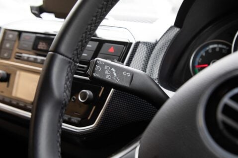 Volkswagen Up E-UP 17