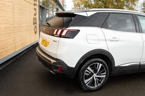 Peugeot 3008 S/S GT LINE 8