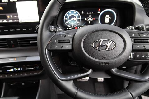 Hyundai BAYON T-GDI PREMIUM DCT MHEV 19