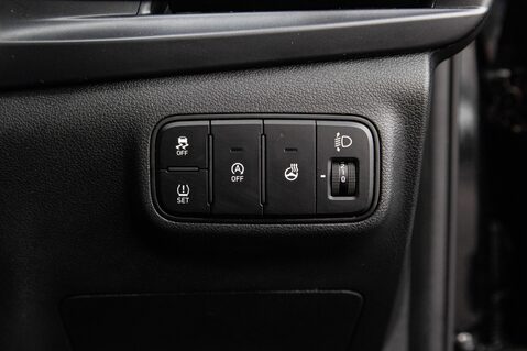 Hyundai BAYON T-GDI PREMIUM DCT MHEV 16