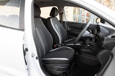 Hyundai i10 ADVANCE 30