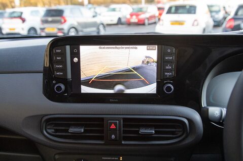 Hyundai i10 ADVANCE 28