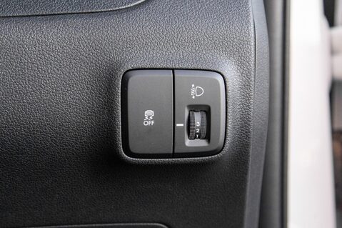 Hyundai i10 ADVANCE 16