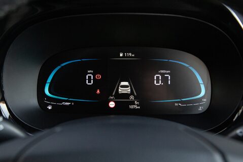 Hyundai i10 ADVANCE 15