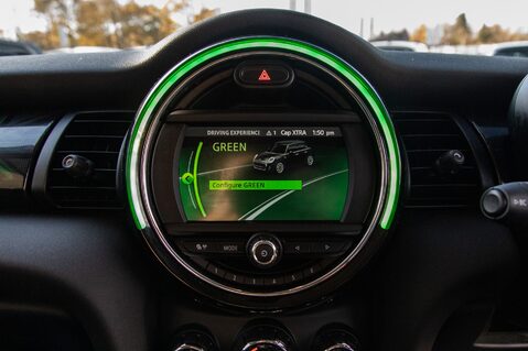 Mini Hatch COOPER EXCLUSIVE 30