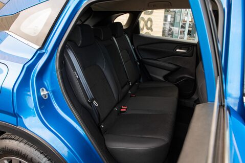 Nissan Qashqai DIG-T ACENTA PREMIUM MHEV 32