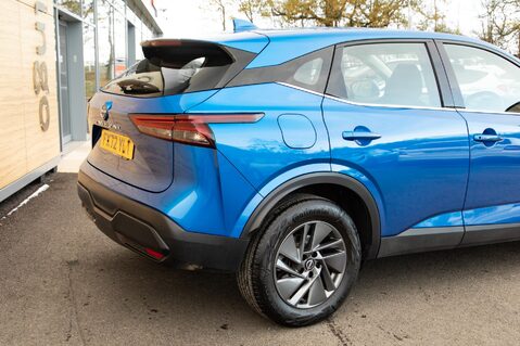 Nissan Qashqai DIG-T ACENTA PREMIUM MHEV 8