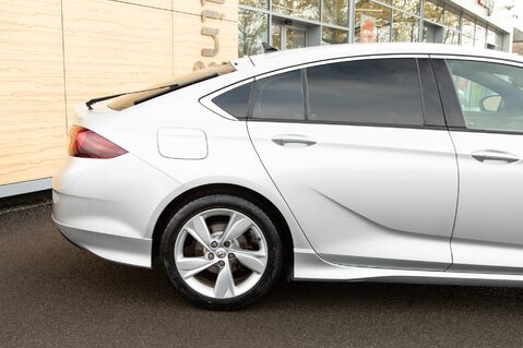 Vauxhall Insignia SRI VX-LINE NAV 7
