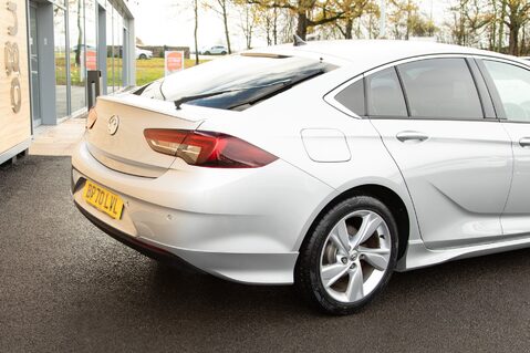 Vauxhall Insignia SRI VX-LINE NAV 8