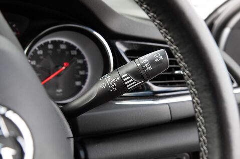 Vauxhall Insignia SRI VX-LINE NAV 18