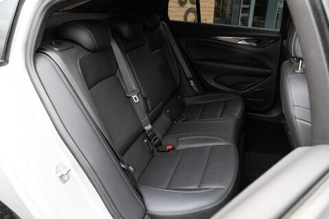 Vauxhall Insignia SRI VX-LINE NAV 34