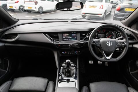 Vauxhall Insignia SRI VX-LINE NAV 3