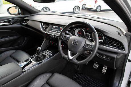 Vauxhall Insignia SRI VX-LINE NAV