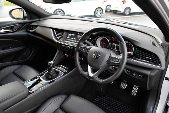 Vauxhall Insignia SRI VX-LINE NAV