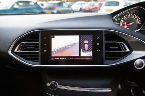 Peugeot 308 PURETECH S/S TECH EDITION 29