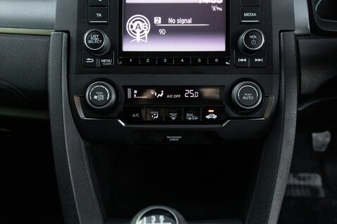 Honda Civic VTEC SE 29