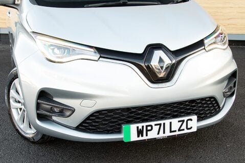 Renault Zoe ICONIC 10