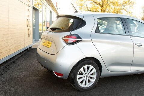 Renault Zoe ICONIC 8