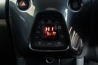 Toyota Aygo VVT-I X-CLUSIV 2 X-SHIFT 32