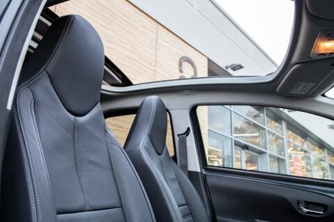 Toyota Aygo VVT-I X-CLUSIV 2 X-SHIFT 30