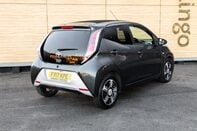 Toyota Aygo VVT-I X-CLUSIV 2 X-SHIFT 2