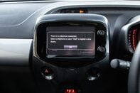 Toyota Aygo VVT-I X-CLUSIV 2 X-SHIFT 23