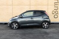 Toyota Aygo VVT-I X-CLUSIV 2 X-SHIFT 13