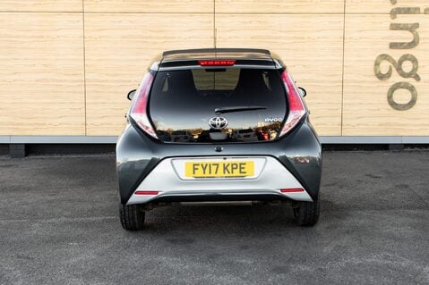 Toyota Aygo VVT-I X-CLUSIV 2 X-SHIFT 6