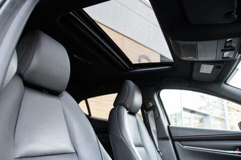 Mazda 3 GT SPORT TECH MHEV 30