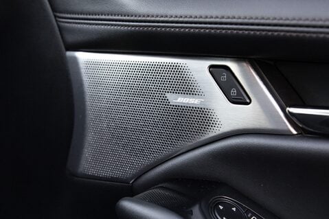 Mazda 3 GT SPORT TECH MHEV 15