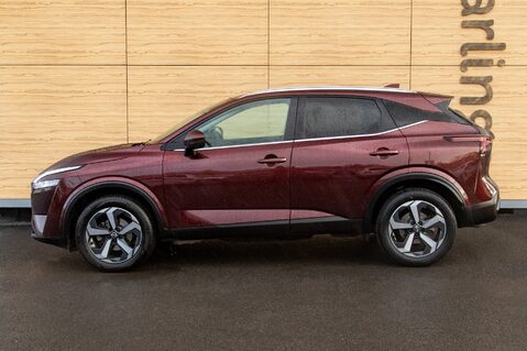 Nissan Qashqai DIG-T N-CONNECTA MHEV 13