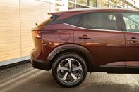 Nissan Qashqai DIG-T N-CONNECTA MHEV 7