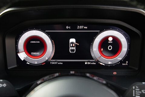 Nissan Qashqai DIG-T N-CONNECTA MHEV 15