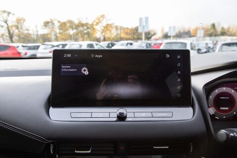 Nissan Qashqai DIG-T N-CONNECTA MHEV 29