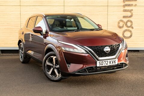 Nissan Qashqai DIG-T N-CONNECTA MHEV 1