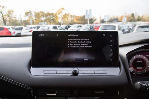 Nissan Qashqai DIG-T N-CONNECTA MHEV 27