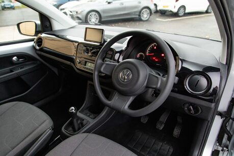 Volkswagen Up MOVE UP