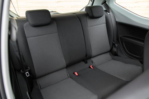 Volkswagen Up MOVE UP 28