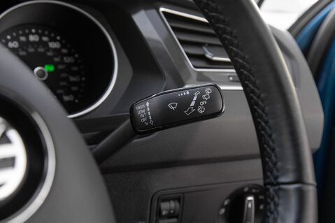 Volkswagen Tiguan SE NAV TDI BMT 4MOTION DSG 18