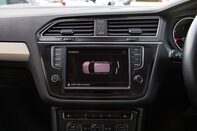 Volkswagen Tiguan SE NAV TDI BMT 4MOTION DSG 28