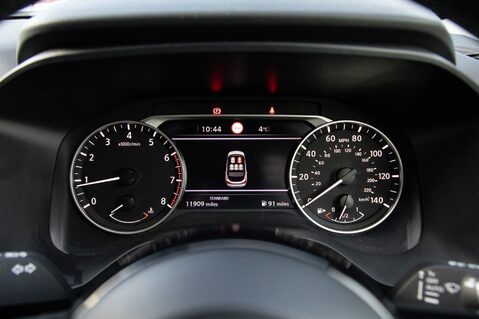 Nissan Qashqai DIG-T ACENTA PREMIUM MHEV 15