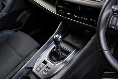 Nissan Qashqai DIG-T ACENTA PREMIUM MHEV 30