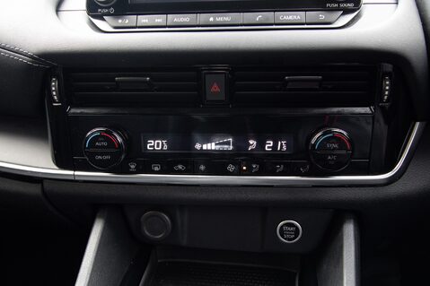 Nissan Qashqai DIG-T ACENTA PREMIUM MHEV 31