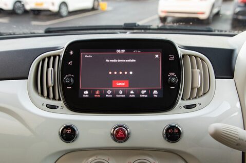 Fiat 500 DOLCEVITA MHEV 23