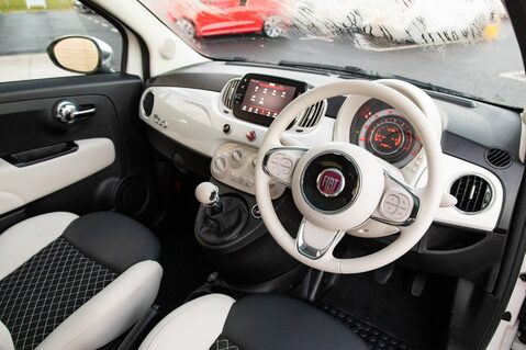 Fiat 500 DOLCEVITA MHEV 4