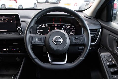 Nissan Qashqai DIG-T ACENTA PREMIUM MHEV 32