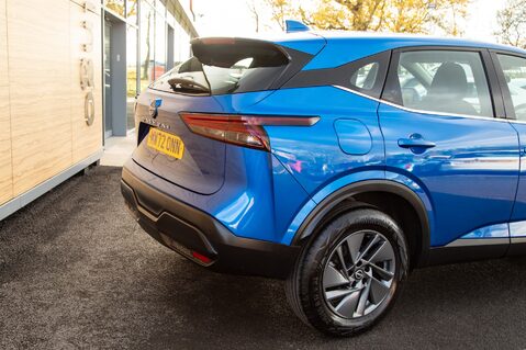 Nissan Qashqai DIG-T ACENTA PREMIUM MHEV 8