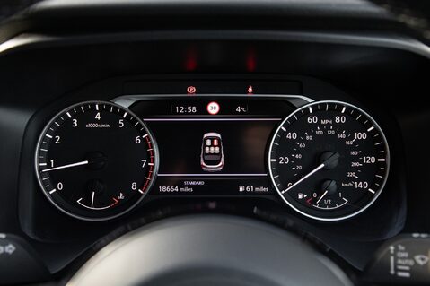 Nissan Qashqai DIG-T ACENTA PREMIUM MHEV 15