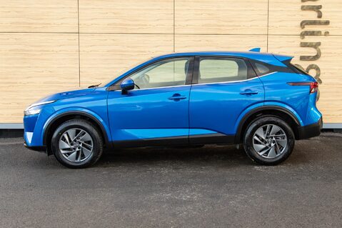 Nissan Qashqai DIG-T ACENTA PREMIUM MHEV 13