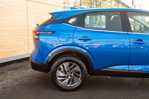 Nissan Qashqai DIG-T ACENTA PREMIUM MHEV 7